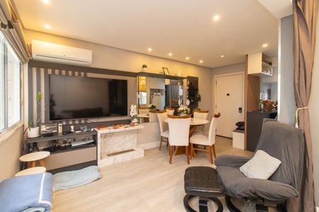 Sala de apartamento para alugar com 2 quartos, 67m² em Santo Antônio, Porto Alegre