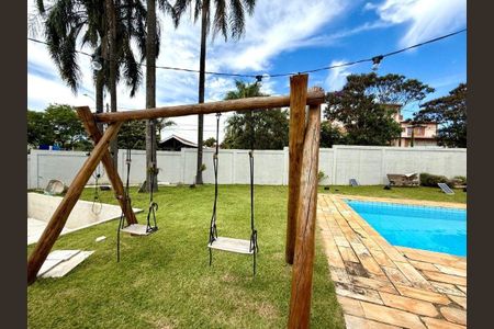 Casa à venda com 3 quartos, 590m² em Condomínio Estância Marambaia, Vinhedo