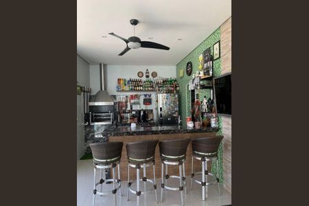 Casa à venda com 408m², 3 quartos e 6 vagas