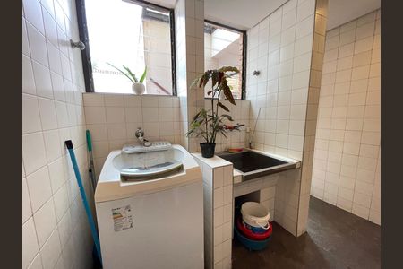 Área de Serviço de casa à venda com 4 quartos, 227m² em Instituto de Previdencia, São Paulo