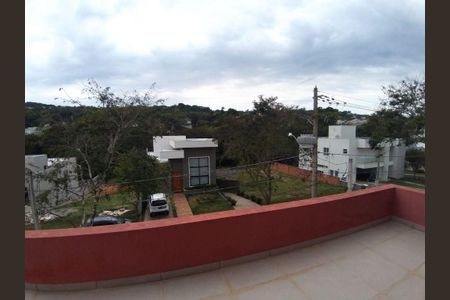 Casa à venda com 187m², 2 quartos e 4 vagas
