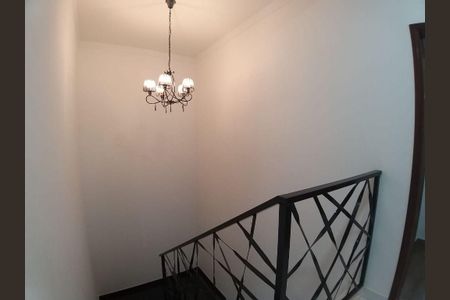 Casa à venda com 187m², 2 quartos e 4 vagas