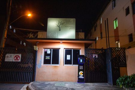 Apartamento para alugar com 47m², 2 quartos e 1 vaga Apartamento para alugar com 47m², 2 quartos e 1 vagaFachada