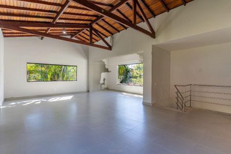Casa à venda com 4 quartos, 347m² em Jardim Eldorado, Vinhedo