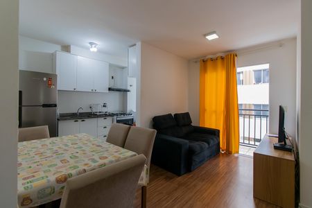 Apartamento para alugar com 2 quartos, 45m² em Vila Monte Serrat, Cotia
