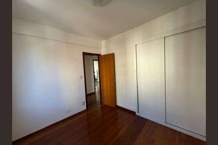 Apartamento para alugar com 130m², 4 quartos e 4 vagas