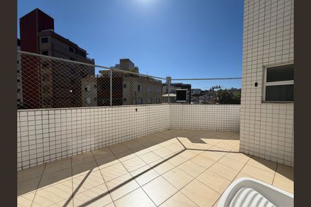 Apartamento para alugar com 4 quartos, 130m² em União, Belo Horizonte
