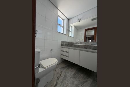Apartamento para alugar com 4 quartos, 130m² em União, Belo Horizonte