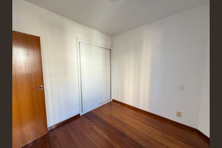 Apartamento para alugar com 130m², 4 quartos e 4 vagas