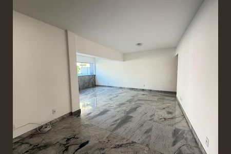 Apartamento para alugar com 4 quartos, 130m² em União, Belo Horizonte