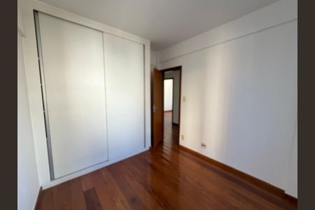 Apartamento para alugar com 130m², 4 quartos e 4 vagas