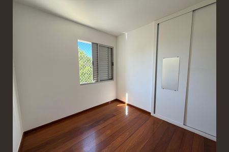 Apartamento para alugar com 4 quartos, 130m² em União, Belo Horizonte