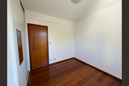 Apartamento para alugar com 130m², 4 quartos e 4 vagas