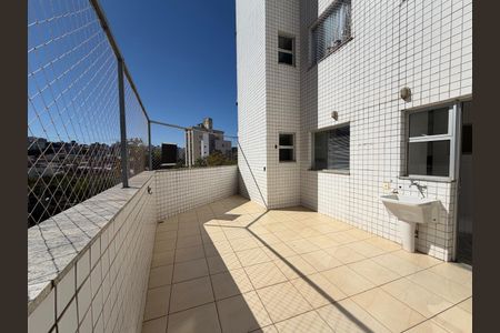 Apartamento para alugar com 4 quartos, 130m² em União, Belo Horizonte