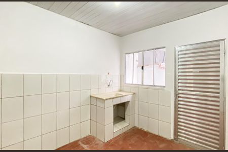 Cozinha de casa para alugar com 2 quartos, 67m² em Vila Constanca, São Paulo