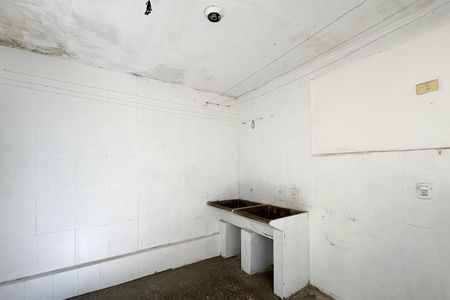 Área de Serviço de casa à venda com 2 quartos, 140m² em Conjunto Habitacional Sao Fernando, São Bernardo do Campo