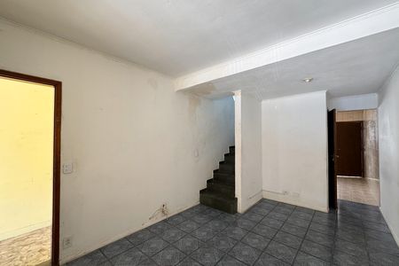 Sala de casa à venda com 2 quartos, 140m² em Conjunto Habitacional Sao Fernando, São Bernardo do Campo