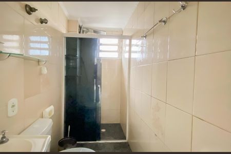 Banheiro  de apartamento para alugar com 2 quartos, 69m² em Vila Paranagua, São Paulo