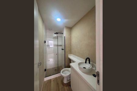 Banheiro de apartamento à venda com 2 quartos, 48m² em Recreio dos Bandeirantes, Rio de Janeiro