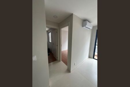 Sala de apartamento à venda com 2 quartos, 48m² em Recreio dos Bandeirantes, Rio de Janeiro
