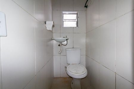 Banheiro de casa para alugar com 1 quarto, 37m² em Jardim Matarazzo, São Paulo
