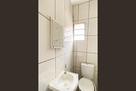 Banheiro de casa para alugar com 1 quarto, 45m² em Jardim Belem, São Paulo
