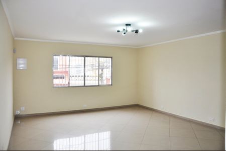 Casa para alugar com 3 quartos, 209m² em Jardim Monte Alegre (zona Norte), São Paulo