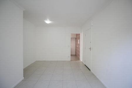 Apartamento para alugar com 76m², 3 quartos e 1 vagaSala