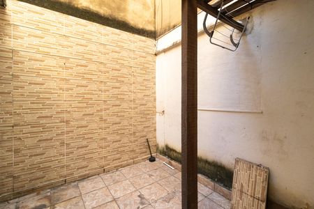 Área de Serviço de casa para alugar com 2 quartos, 45m² em Osvaldo Cruz, Rio de Janeiro