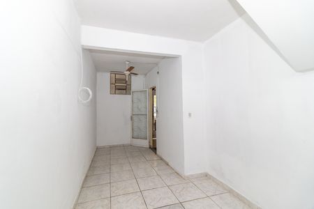 Casa para alugar com 45m², 2 quartos e sem vaga Casa para alugar com 45m², 2 quartos e sem vagaSala