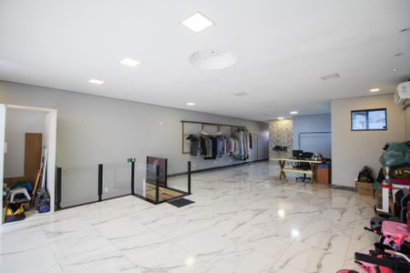 Casa à venda com 262m², 3 quartos e 2 vagas Casa à venda com 262m², 3 quartos e 2 vagasParte Superior