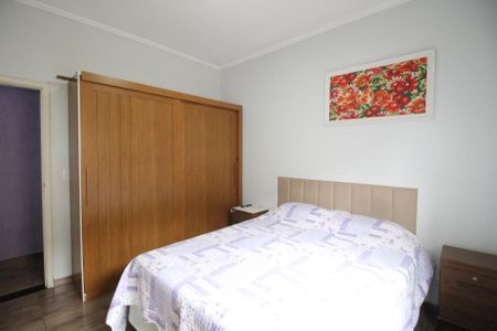 Casa à venda com 262m², 3 quartos e 2 vagas Casa à venda com 262m², 3 quartos e 2 vagasSuíte