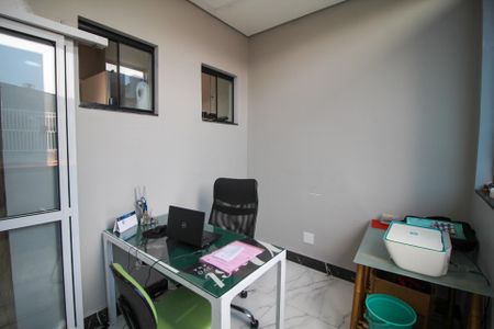 Casa à venda com 262m², 3 quartos e 2 vagas Casa à venda com 262m², 3 quartos e 2 vagasParte Superior