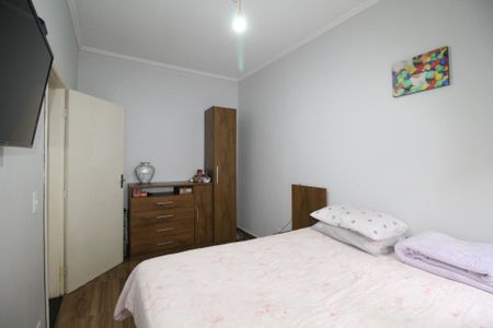 Casa à venda com 262m², 3 quartos e 2 vagas Casa à venda com 262m², 3 quartos e 2 vagasQuarto 2