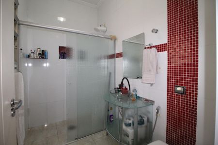 Casa à venda com 262m², 3 quartos e 2 vagas Casa à venda com 262m², 3 quartos e 2 vagasBanheiro da Suíte