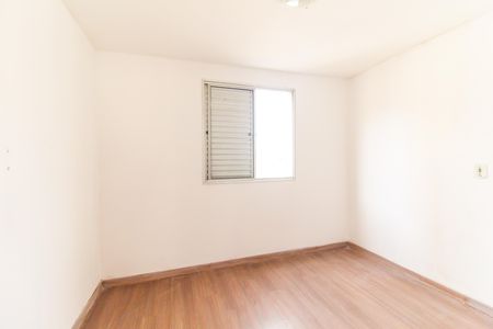 Quarto 2 de apartamento para alugar com 2 quartos, 43m² em Jardim Lourdes, Ferraz de Vasconcelos