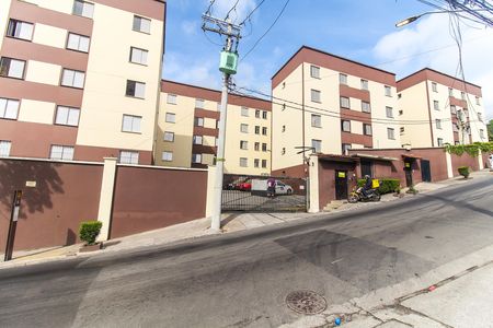 Fachada de apartamento para alugar com 2 quartos, 43m² em Jardim Lourdes, Ferraz de Vasconcelos