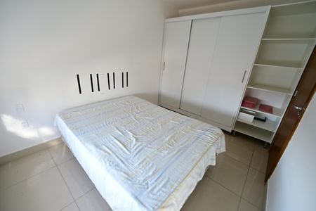 Apartamento à venda com 45m², 1 quarto e 1 vaga