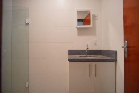 Banheiro de apartamento para alugar com 1 quarto, 48m² em Cristo Rei, São Leopoldo