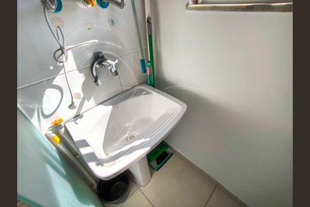 Apartamento para alugar com 49m², 2 quartos e 1 vaga Apartamento para alugar com 49m², 2 quartos e 1 vagaÁrea de Serviço