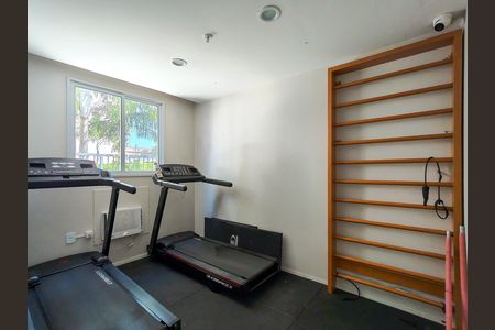 Apartamento para alugar com 49m², 2 quartos e 1 vaga Apartamento para alugar com 49m², 2 quartos e 1 vagaÁrea comum - Academia