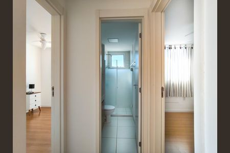 Apartamento para alugar com 49m², 2 quartos e 1 vaga Apartamento para alugar com 49m², 2 quartos e 1 vagaCorredor