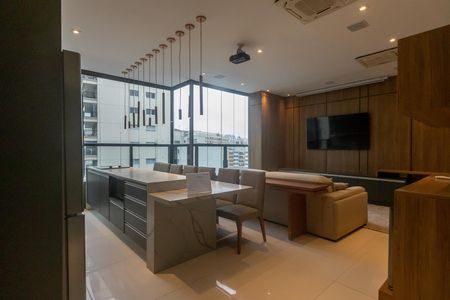 Apartamento à venda com 2 quartos, 99m² em Itaim Bibi, São Paulo