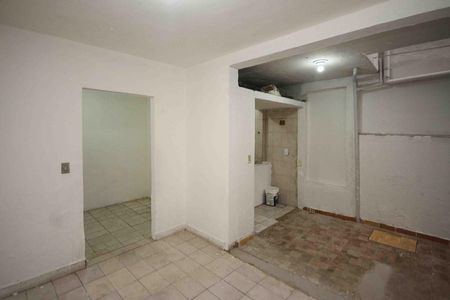 Casa para alugar com 120m², 1 quarto e sem vagaQuintal
