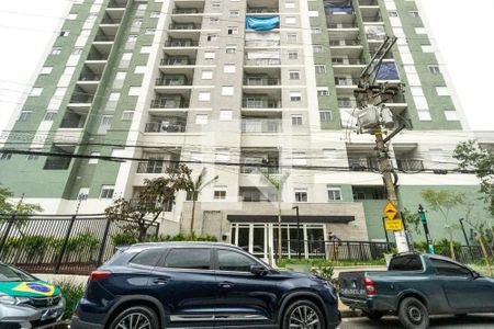 Apartamento para alugar com 46m², 2 quartos e 1 vaga Apartamento para alugar com 46m², 2 quartos e 1 vagaFachada