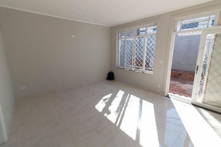SALA de casa para alugar com 4 quartos, 211m² em Jardim Chapadão, Campinas