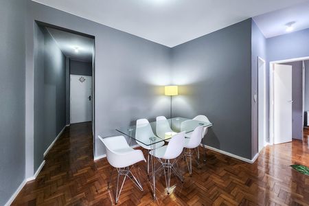 Sala  de apartamento à venda com 2 quartos, 74m² em Tijuca, Rio de Janeiro