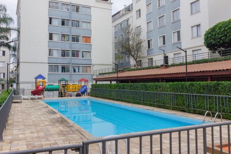 Apartamento para alugar com 49m², 3 quartos e 1 vaga Apartamento para alugar com 49m², 3 quartos e 1 vagaÁrea comum - Piscina