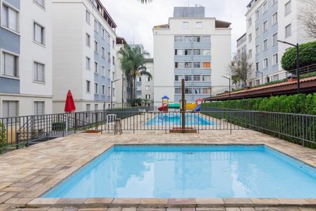 Área comum - Piscina de apartamento para alugar com 3 quartos, 49m² em Vila Miriam, São Paulo