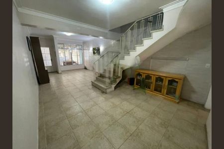 Casa à venda com 2 quartos, 160m² em Vila Mariana, São Paulo
